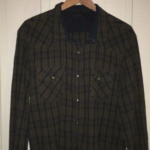 Kenneth Cole army green plaid snap button shirt